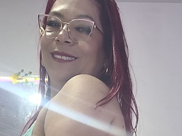 scarletcurly