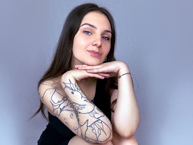 MayaBigTits